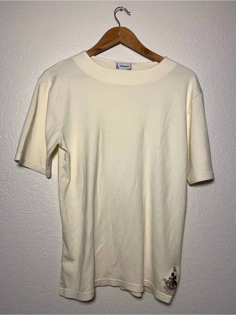 VINTAGE Disneyland Paris Cream Crewcut Shirt Rare